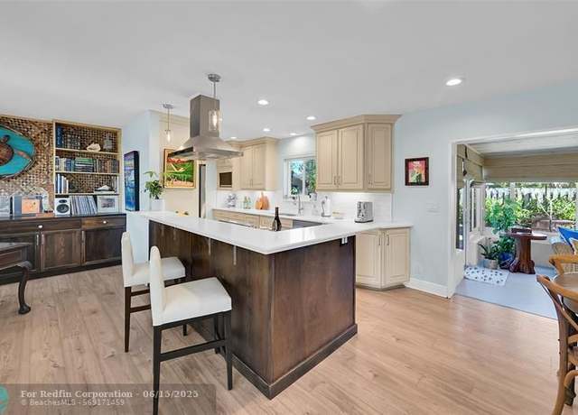 Property at 1240 NE 27th Ave, Pompano Beach, FL 33062, 2 beds, 2 baths
