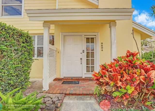 Property at 3604 SW Sunset Trace Cir, Palm City, FL 34990, 3 beds, 2 baths