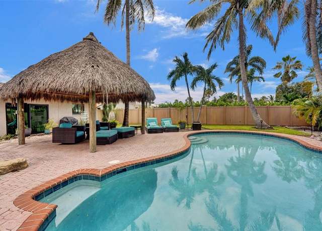 Property at 60 SE 10th St, Pompano Beach, FL 33060, 2 beds, 2 baths