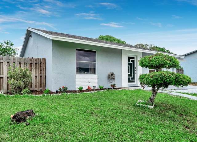 Property at 6097 Blue Stone Ln, FL 33463, 4 beds, 2 baths
