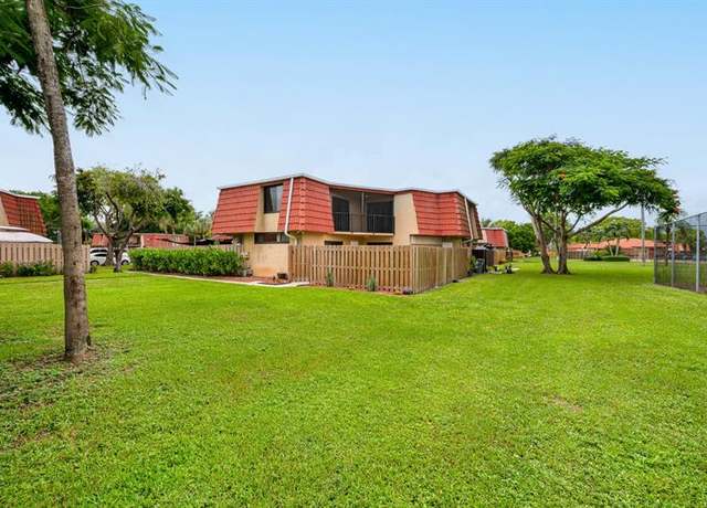 Property at 22940 Oxford Pl Unit B, Boca Raton, FL 33433, 2 beds, 2.5 baths