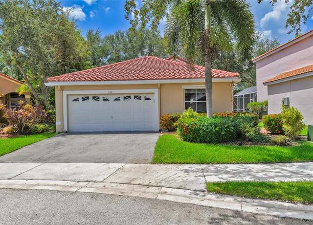 Property at 702 Stanton Dr, Weston, FL 33326, 3 beds, 2 baths