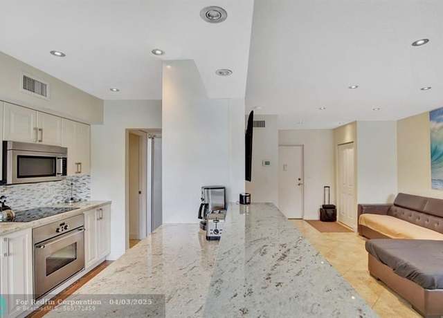 Property at 250 180th Dr #154, Sunny Isles Beach, FL 33160, 1 bed, 1.5 baths