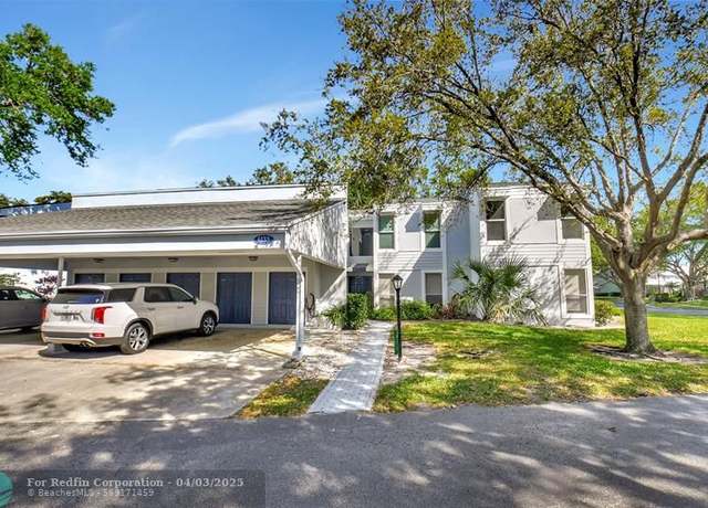 Property at 6133 Old Court Rd #231, Boca Raton, FL 33433, 3 beds, 2 baths