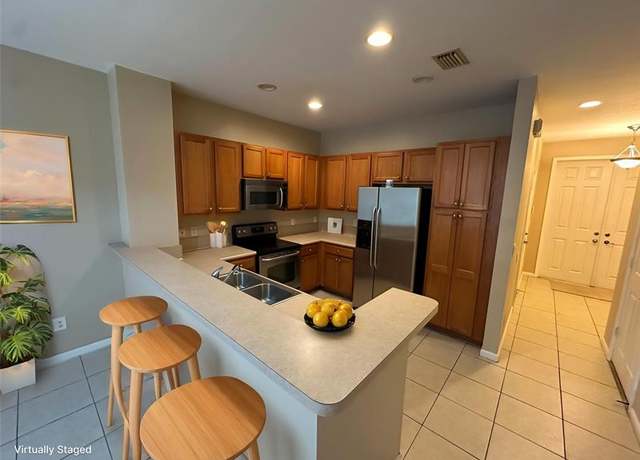 Property at 8700 Cypress Walk Ct, Tamarac, FL 33321, 3 beds, 2.5 baths