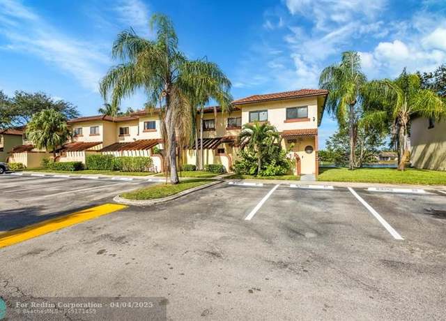 Property at 4623 NW 90th Ave, Sunrise, FL 33351, 3 beds, 2.5 baths