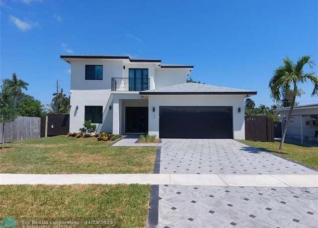 Property at 254 SW 12th St, Dania, FL 33004, 4 beds, 4 baths