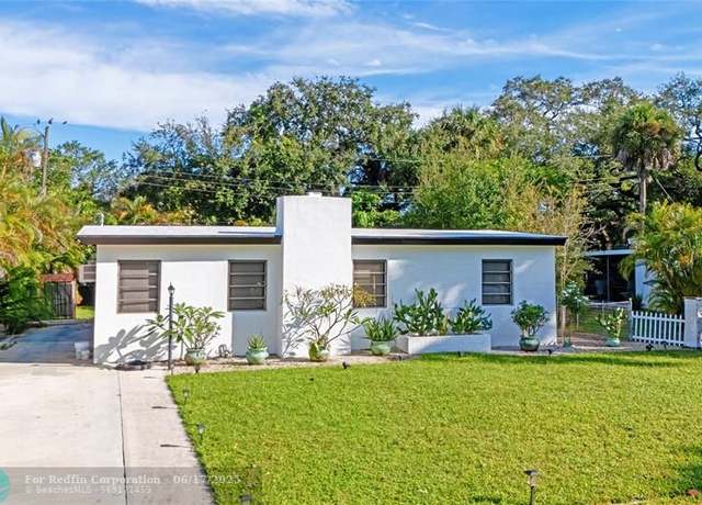 Property at 1717 SW 14th St, Fort Lauderdale, FL 33312, 3 beds, 2 baths