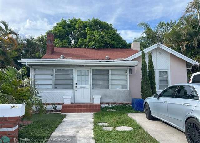 Property at 1719 S Hayes St, Hollywood, FL 33020, 3 beds, 1 bath
