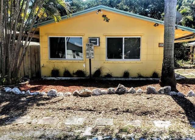 Property at 872 NE 40th St, Oakland Park, FL 33334, 2 beds, 3 baths