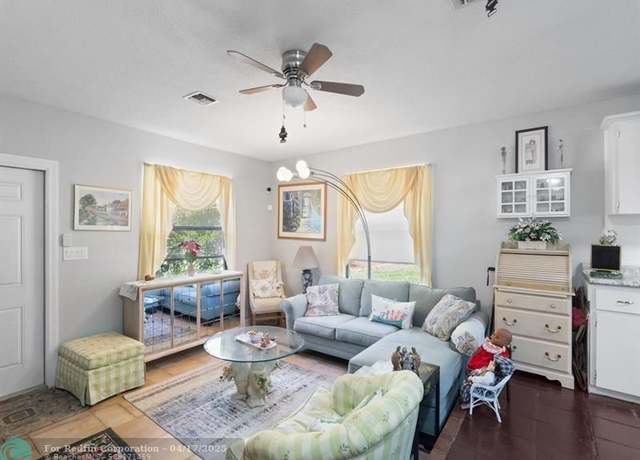 Property at 1306 23rd Ave, Vero Beach, FL 32962, 3 beds, 2 baths