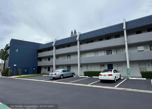 Property at 7797 Golf Circle Dr #304, Margate, FL 33063, 2 beds, 2 baths