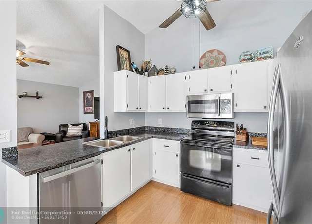 Property at 831 SW 135th Way, Davie, FL 33325, 3 beds, 2 baths