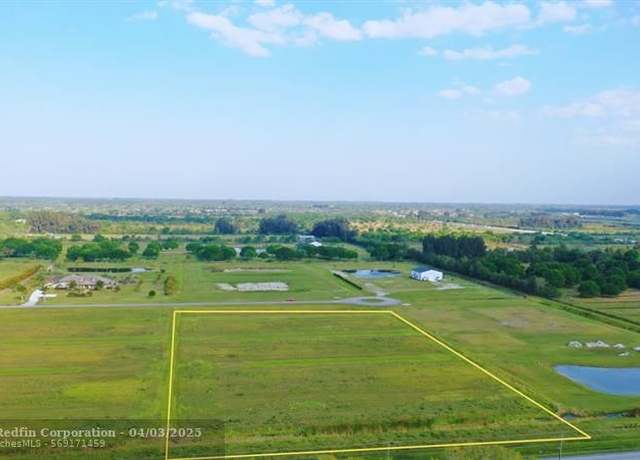 Property at 605 65th Ave SW, Vero Beach, FL 32968