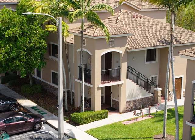 Property at 22801 SW 88th Pl #206, Cutler Bay, FL 33190, 3 beds, 2 baths