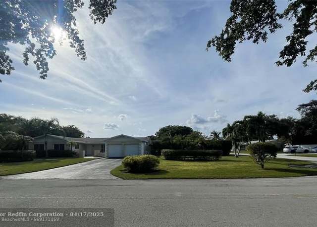 Property at 18250 SW 88th Pl, Palmetto Bay, FL 33157, 3 beds, 2 baths