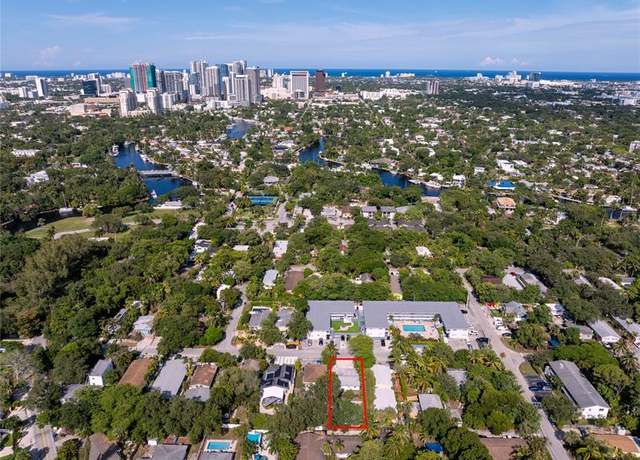 Property at 615 SW 14th Ave, Fort Lauderdale, FL 33312, 4 beds, 2 baths