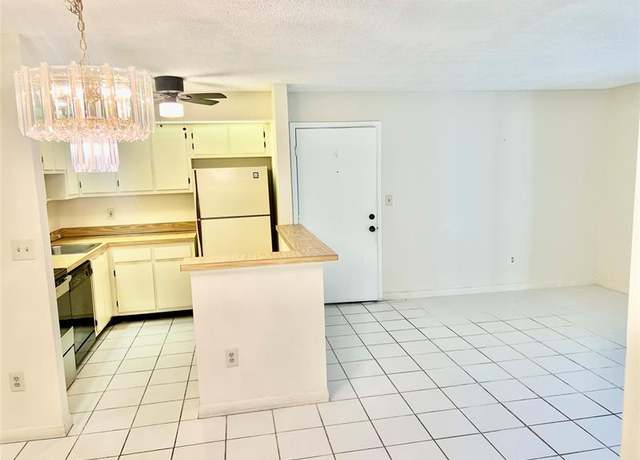 Property at 9384 S Belfort Cir #101, Tamarac, FL 33321, 2 beds, 2 baths