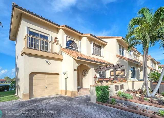 Property at 745 NE 195th St, Miami, FL 33179, 3 beds, 2.5 baths