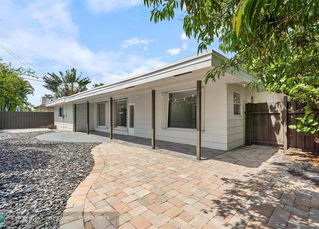 Property at 4460 NE 13th Ter, Oakland Park, FL 33334, 4 beds, 3 baths