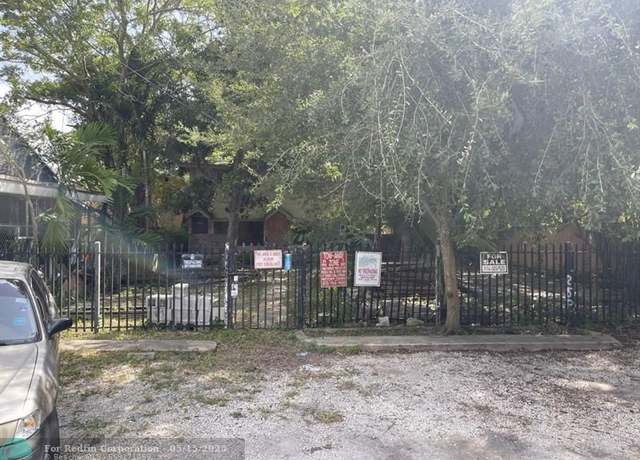 Property at 252 NE 57th St, Miami, FL 33137