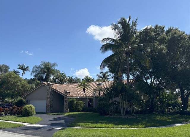 Property at 1400 NW 101st Ter, Plantation, FL 33322, 4 beds, 2 baths