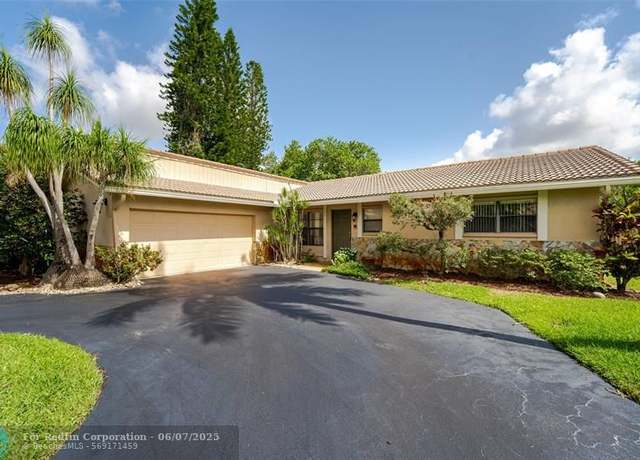 Property at 10073 NW 7th Ct, Coral Springs, FL 33071, 3 beds, 2 baths