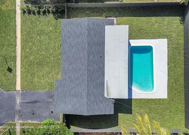Property at 1313 SE 2nd Ave, Deerfield Beach, FL 33441, 3 beds, 2 baths