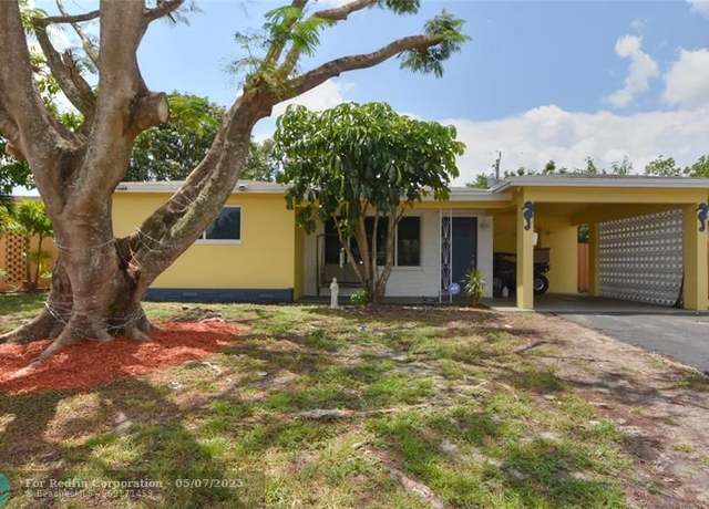 Property at 6750 Cody St, Hollywood, FL 33024, 2 beds, 1 bath