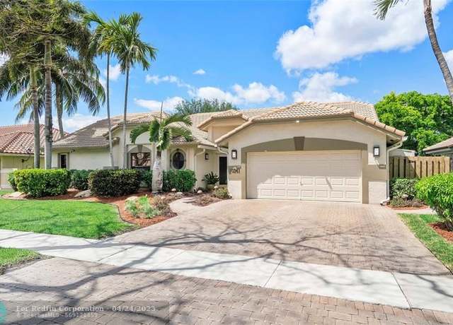 Property at 10361 NW 18th Pl, Plantation, FL 33322, 4 beds, 3 baths