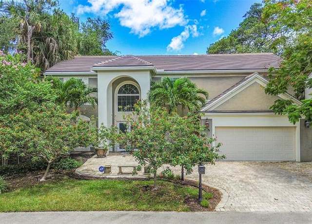 Property at 7501 Red Bay Pl, Coral Springs, FL 33065, 5 beds, 2.5 baths