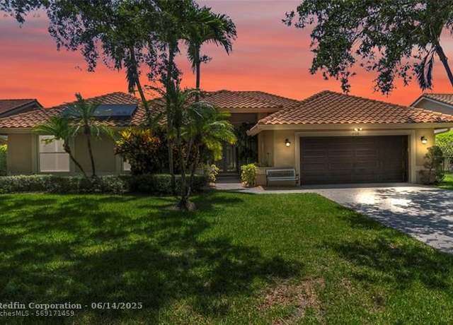 Property at 6031 NW 60th Ave, Parkland, FL 33067, 4 beds, 2.5 baths