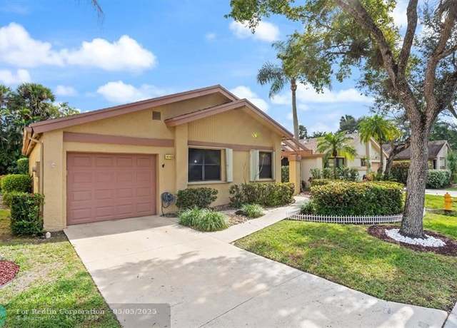 Property at 4342 Acacia Cir, Coconut Creek, FL 33066, 2 beds, 2 baths