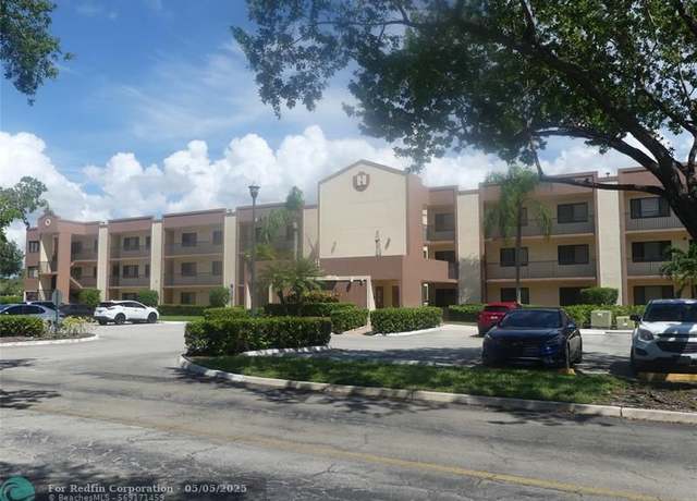 Property at 10657 W Clairmont Cir #306, Tamarac, FL 33321, 2 beds, 2 baths
