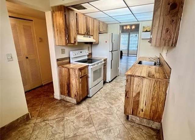 Property at 3001 NW 48th Ave #336, Lauderdale Lakes, FL 33313, 2 beds, 2 baths