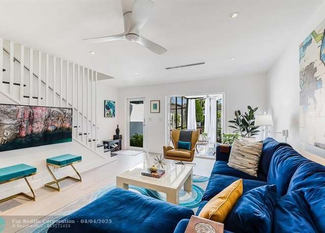 Property at 1 Middlesex Dr, Wilton Manors, FL 33305, 1 bed, 1.5 baths