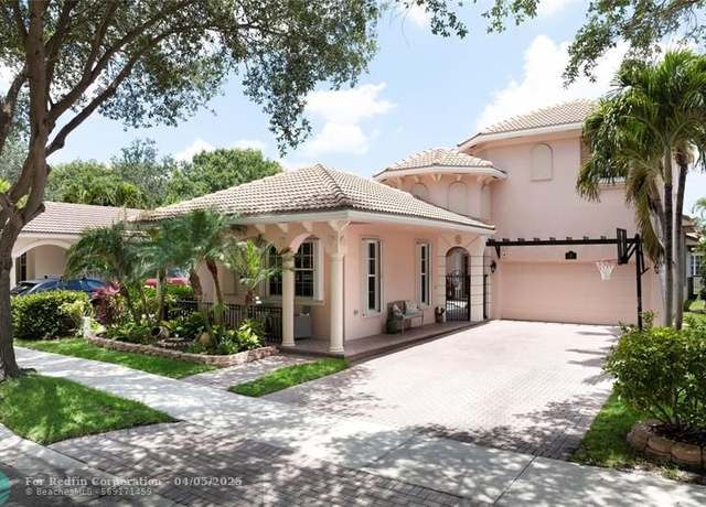 Property at 125 Via Santa Cruz, Jupiter, FL 33458, 4 beds, 4 baths