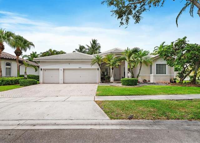 Property at 16750 NW 19th St, Pembroke Pines, FL 33028, 5 beds, 3 baths