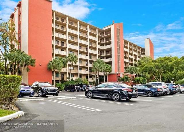 Property at 2202 S Cypress Bend Dr #808, Pompano Beach, FL 33069, 2 beds, 2 baths