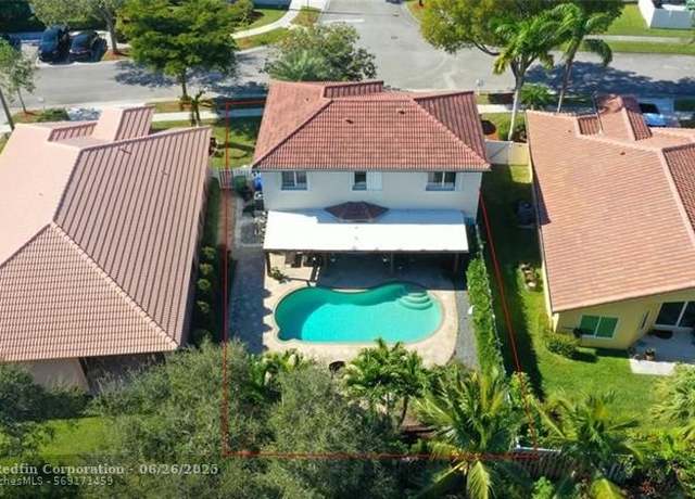 Property at 1943 NW 170 Ave, Pembroke Pines, FL 33028, 4 beds, 3 baths