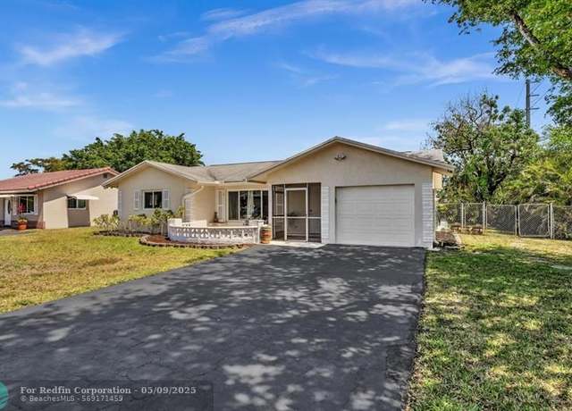 Property at 9912 Westwood Dr, Tamarac, FL 33321, 3 beds, 2 baths