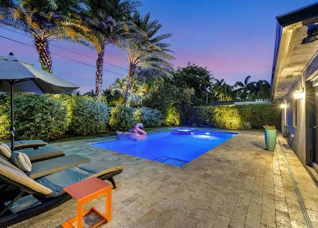 Property at 49 NE 26th Ct, Wilton Manors, FL 33334, 3 beds, 2 baths