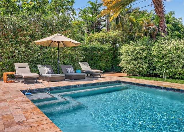 Property at 49 NE 26th Ct, Wilton Manors, FL 33334, 3 beds, 2 baths