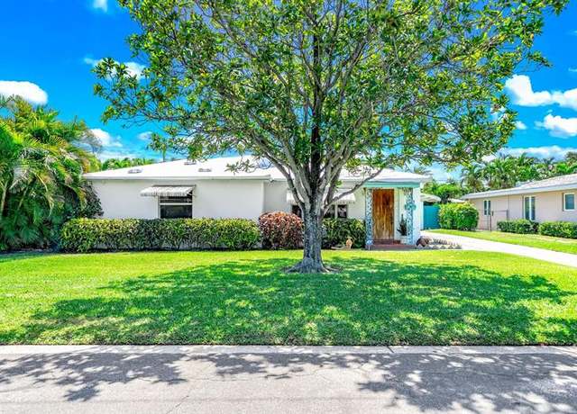 Property at 348 Alhambra Pl, West Palm Beach, FL 33405, 2 beds, 2 baths