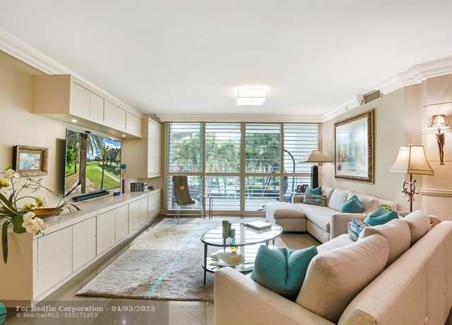 Property at 550 SE Mizner Blvd Unit B209, Boca Raton, FL 33432, 1 bed, 2 baths