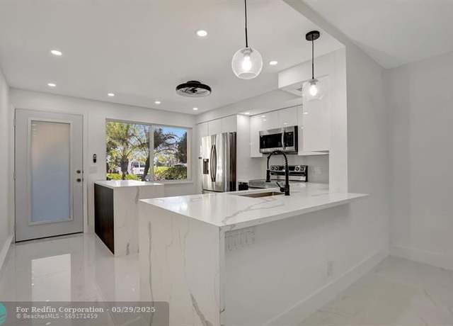 Property at 3402 Bimini Ln Unit B1, Coconut Creek, FL 33066, 2 beds, 2 baths