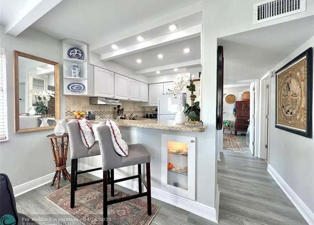 Property at 2124 NE 5th Ave #208, Wilton Manors, FL 33305, 1 bed, 1 bath