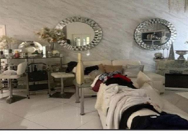 Property at 8631 NW 80th St, Tamarac, FL 33321, 3 beds, 2.5 baths