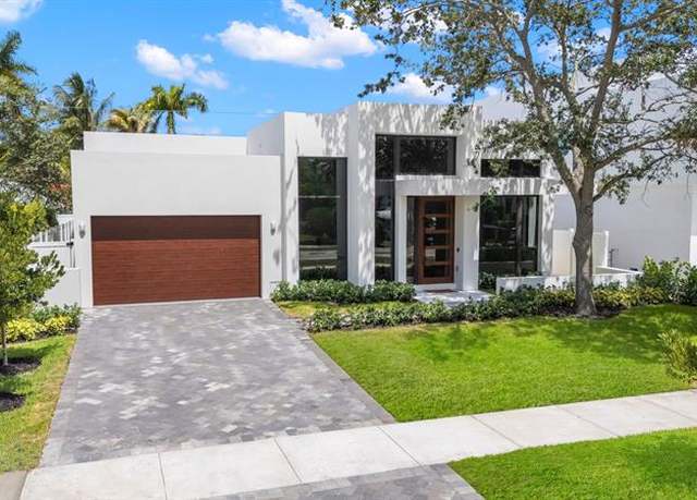 Property at 516 NE 9th Ave, Fort Lauderdale, FL 33301, 4 beds, 4 baths