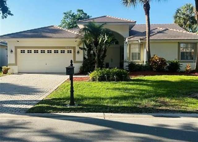 Property at 6631 NW 41st St, Coral Springs, FL 33067, 4 beds, 2 baths